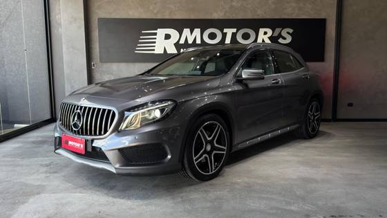 MERCEDES-BENZ GLA 250 2.0 16V TURBO GASOLINA SPORT 4P AUTOMÁTICO MERCEDES-BENZ GLA 250 2.0 16V TURBO GASOLINA SPORT 4P AUTOMÁTICO